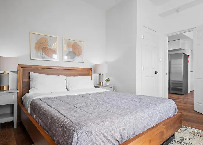 Shadyside, Pittsburgh, Modern And Bright 1 Bedroom Unit4 With Free Parking